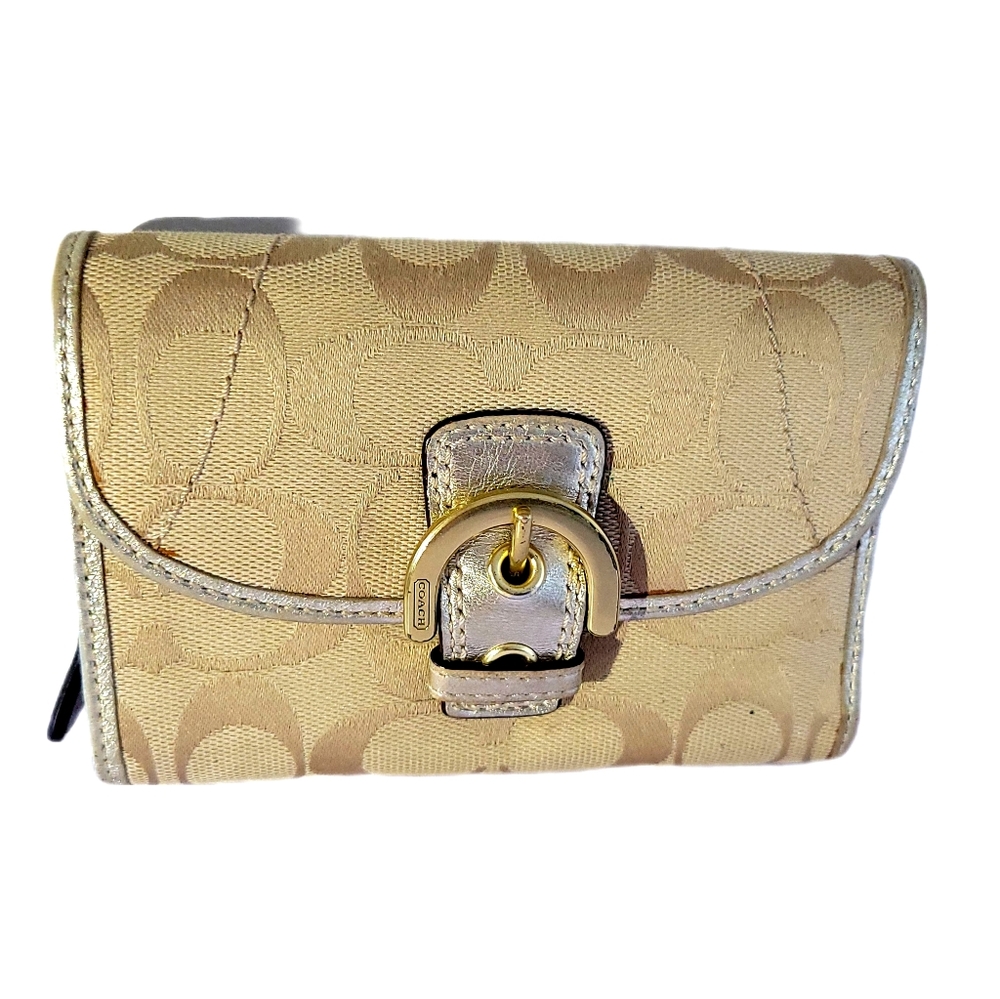 COACH GOLD METALLIC SOHO SIGNATURE FLAP BUCKLE SNAP BIFOLD WALLET